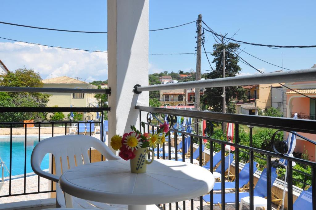 Sunflower Apartments & Studios Касіопі Екстер'єр фото