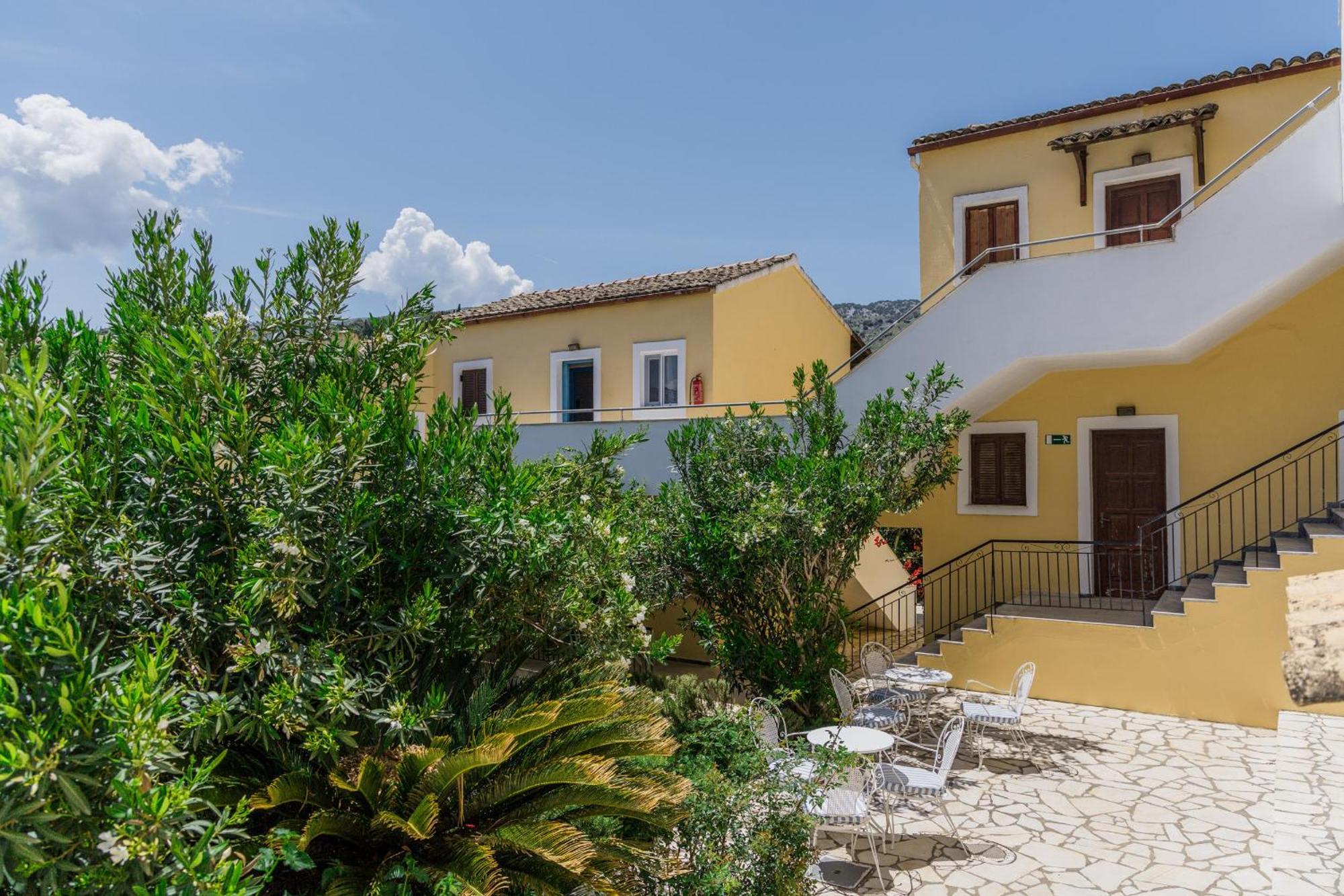 Sunflower Apartments & Studios Касіопі Екстер'єр фото